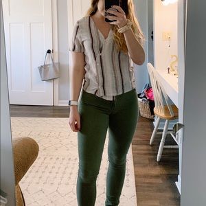 Francesca’s Button Down Blouse (M)